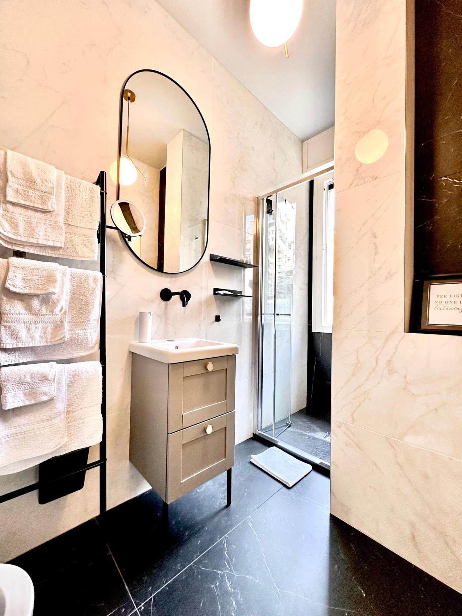 Casa Angelo In Porta Venezia, Duomo Apartment มิลาน ภายนอก รูปภาพ